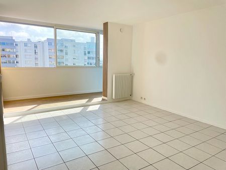 APPARTEMENT T3 - SAINT PIERRE DES CORPS - Photo 5