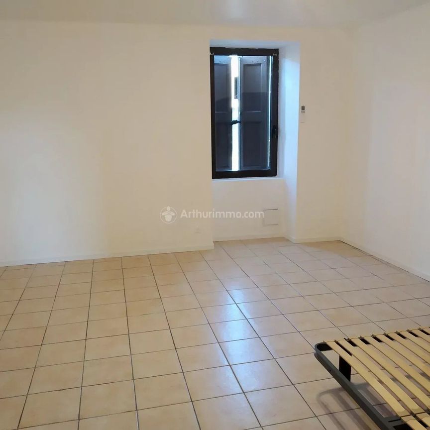 Location Appartement 2 pièces 44 m2 à Sainte-Gemme - Photo 1