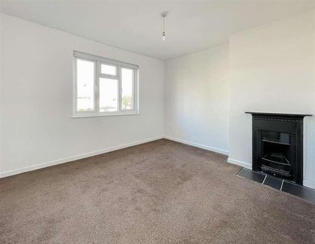 Hampden Avenue, Eastbourne, BN22 - Photo 3