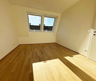 AUGARTEN-NÄHE, ERSTBEZUG, klimatisiertes 52 m2 Dachgeschoss, 2 Zimm... - Foto 2