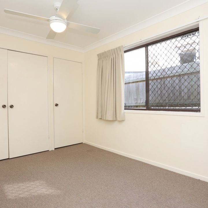 CENTRAL TWO BEDROOM UNIT - Photo 1