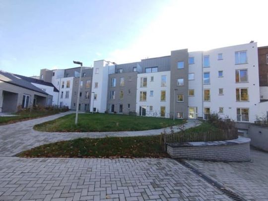 Appartement te huur - Photo 1