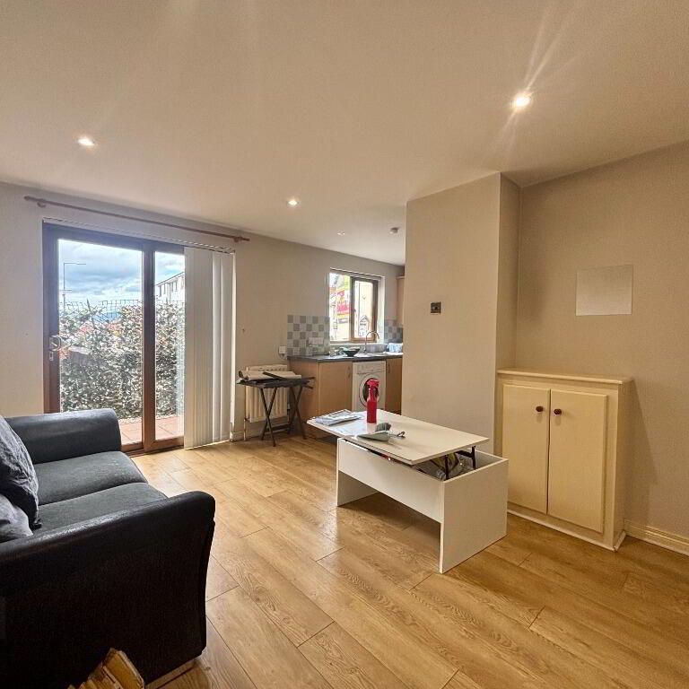 1 Millview Court, 351 Beersbridge Road, Belfast, BT5 5DS - Photo 1