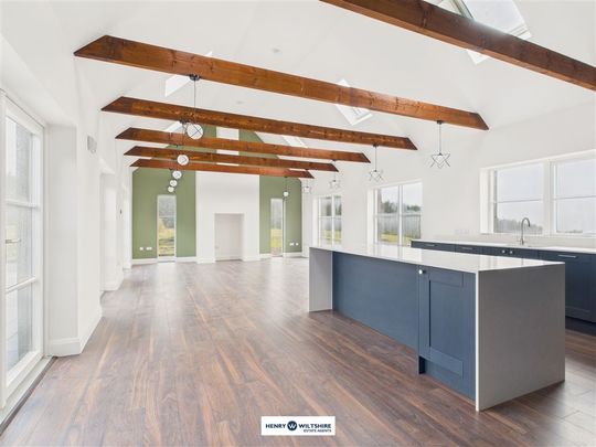 Cromwellstown, Naas, Kildare - Photo 1