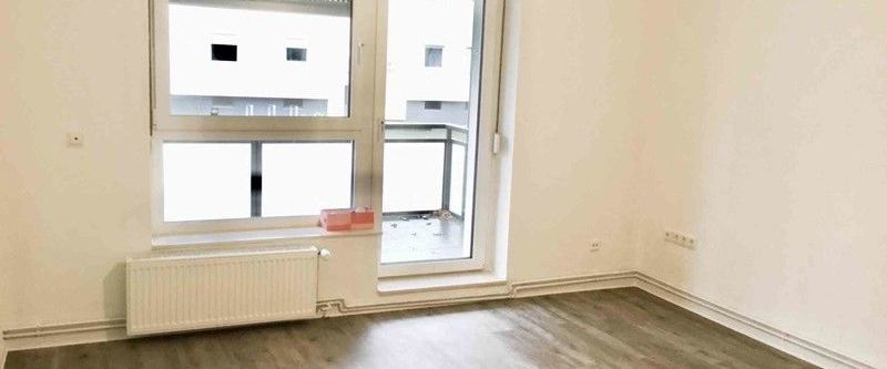 Schöne 3-Zimmer-Wohnung mit großem Balkon in ruhiger Lage - Foto 1