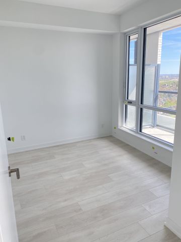 For Lease - 7950 Bathurst Street, Vaughan, Ontario - Photo 2