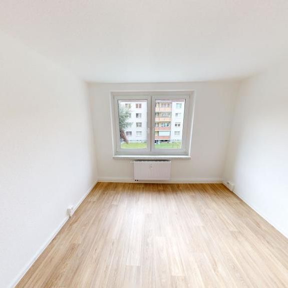 3-Raum-Wohnung mit Balkon in begrünter Wohnlage - Foto 1