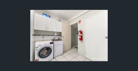 1-Bedroom Unit in the Heart of West End - Photo 4