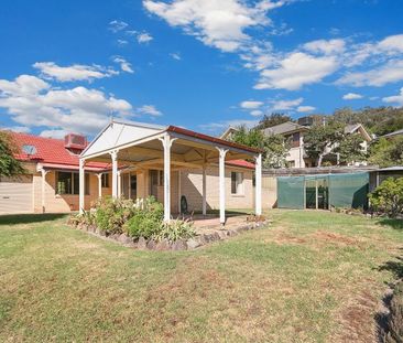 Enjoy Peaceful Living in Sought-After East Albury - Photo 3