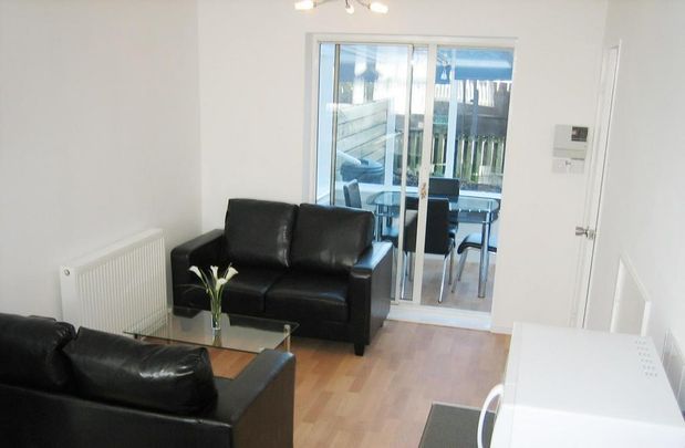 5 bedroom terraced house to rent - Photo 1