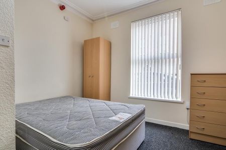 Flat 1, 45 Magdala Street, Belfast, BT7 1PU - Photo 3