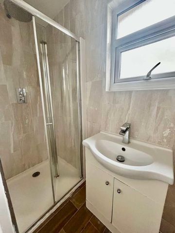 Balmoral Road, Gillingham, ME7 - Photo 4