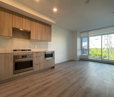 Surrey Central One Central Condo 1br/1ba For Rent - Photo 1