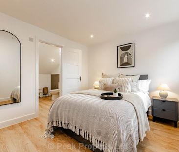 Penthouse Suite, Heygate Avenue, Southend On Sea - Photo 1