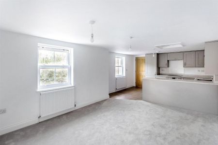 2 bedroom apartment to rent - Photo 5