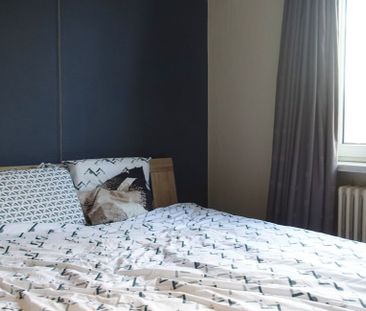 Appartement te huur in Assebroek voor € 725 met 1 slaapkamer - Photo 3