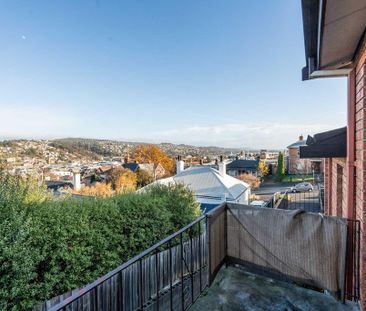 One-Bedroom Unit in Prime Central Location - Photo 5