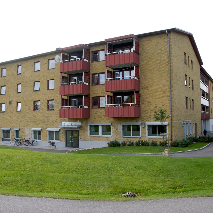Skäggetorps centrum, Linköping - Photo 2