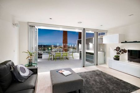 27/125 Oxford Street, Collingwood - Photo 3