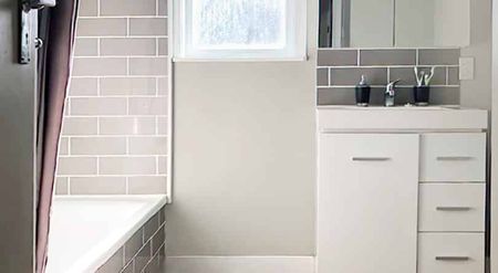 TAIHAPE - SPACIOUS THREE BEDROOM - Photo 2