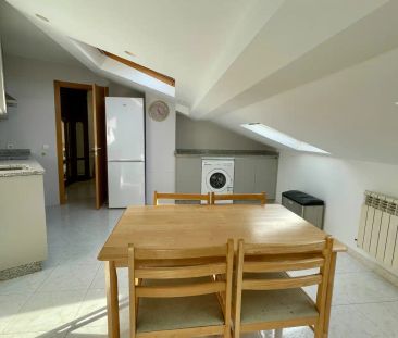 Ático de alquiler en Calzada de Sar, Castiñeiriño - Cruceiro de Sar - Photo 6