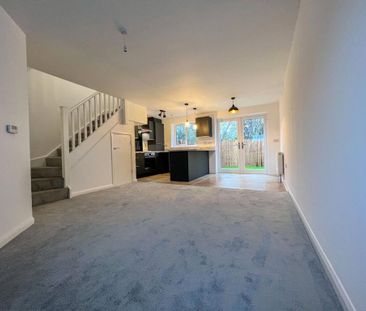 3 bedroom terraced house to rent - Photo 2