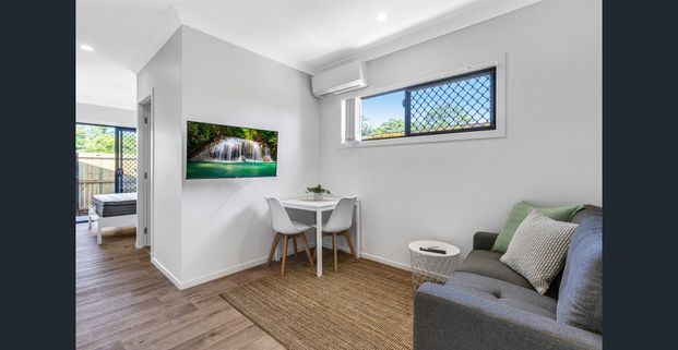 NEAR NEW STUDIO IN DARRA - Photo 1