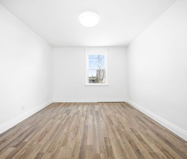 For Lease - 39 Penhurst Avenue Unit# 2, Toronto, Ontario - Photo 5