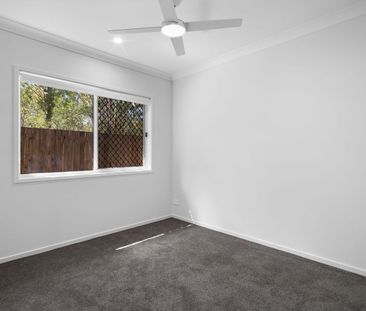 The Ideal Unit with a Yard! - Photo 2