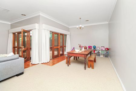 12 Hill Street Turvey Park NSW - Photo 3