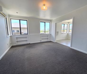 Tidy 3 Bedroom home in Whakatane CBD - Photo 2