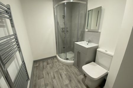 Waterdale, DONCASTER - Photo 3