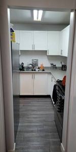 2 bedroom corner unit 2 floor near Lougheed Mall - Photo 3