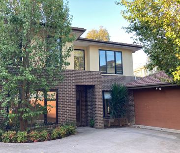 Modern and Convenience - Photo 4