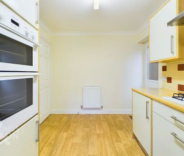 Bullfinch Drive, Harleston - Photo 2