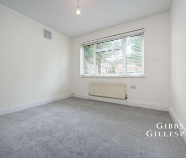Lloyd Court, Pinner, HA5 - Photo 1