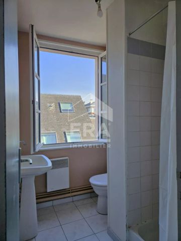 Grand studio meublé dans une rue calme au centre de Rouen - Photo 5