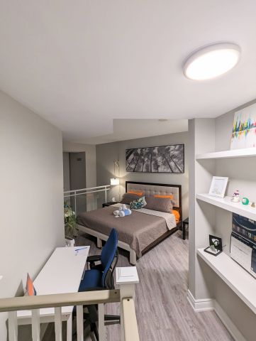 For Lease - 220 Burnhamthorpe Road Unit# 711, Mississauga, Ontario - Photo 3