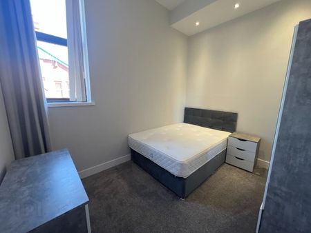 6, 117 University Street, Belfast, BT7 1HP - Photo 5