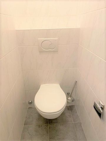 Proche aéroport et organisations internationales - Photo 4