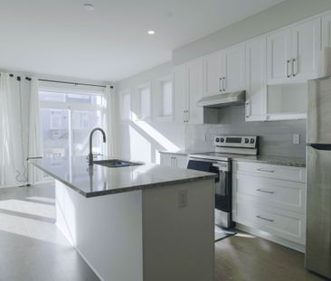 For Lease - 531 SONMARG Crescent, Barrhaven, Ontario - Photo 6