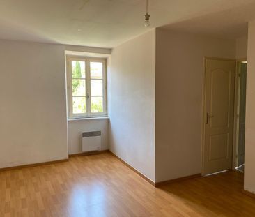 Location Appartement 3 pièces 78m² LES VANS 07140 - Photo 1