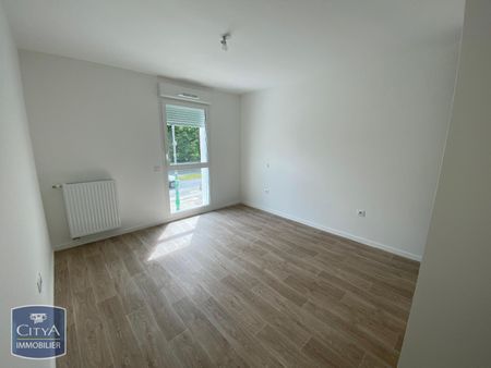 Location Appartement 2 pièces 43m² JOUE LES TOURS 37300 - Photo 3
