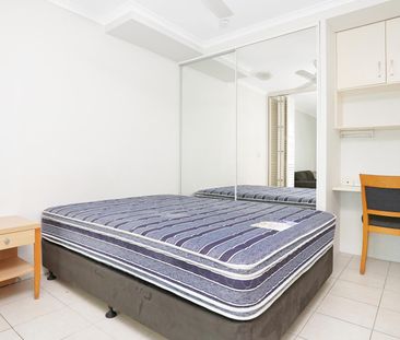 Fully Furnished 1-Bedroom Apartment in Prime City Location - Photo 5