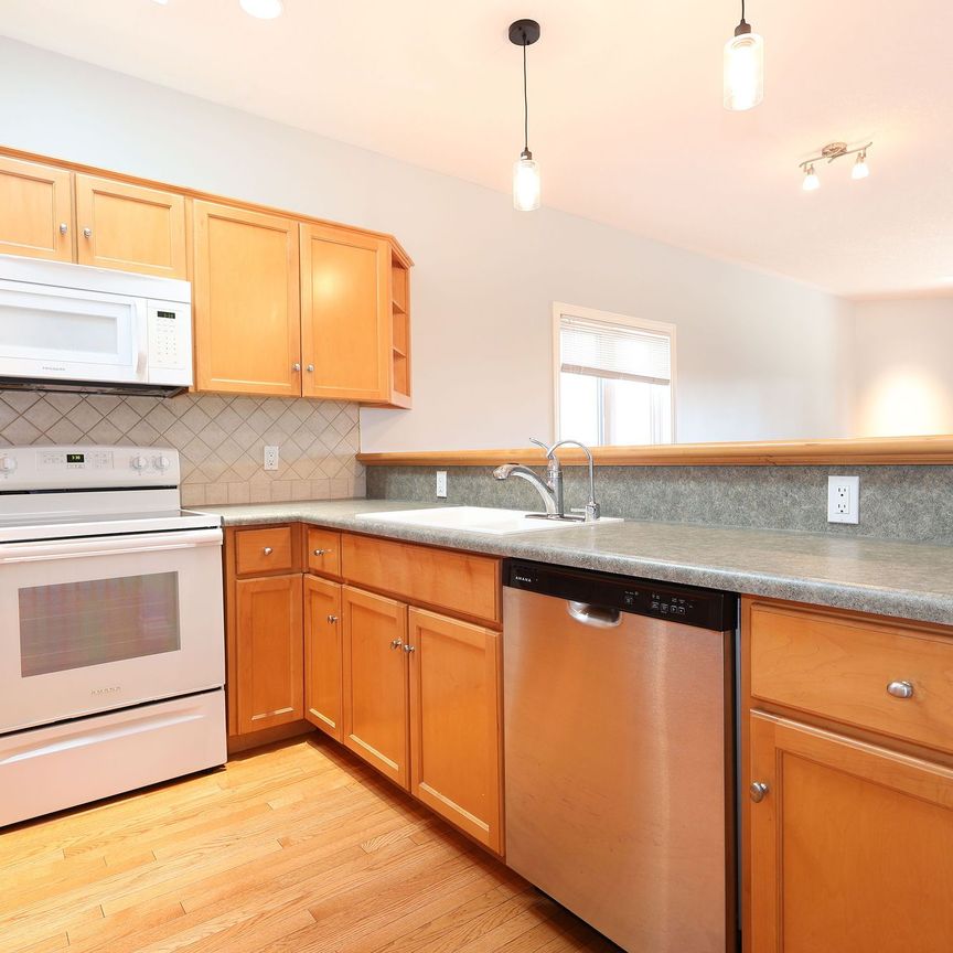 For Lease - 59 Eagle Drive Unit# #23, Stratford, Ontario - Photo 1