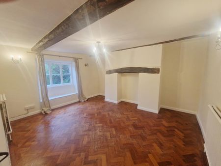 4 bedroom detached house to rent - Photo 2