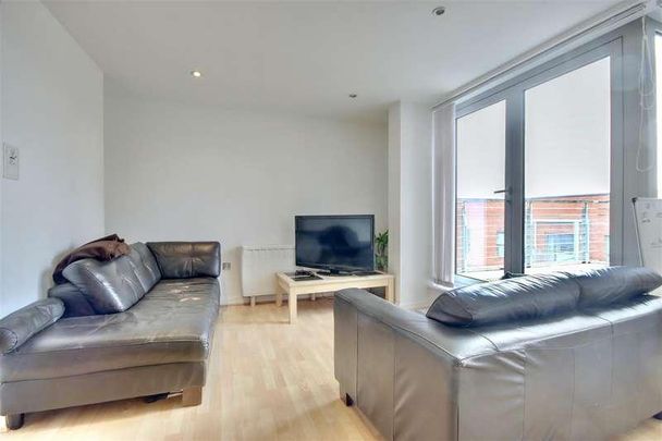 Hamburg House, Cross Street, Portsmouth, PO1 - Photo 1