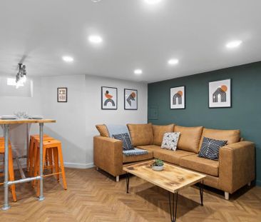 1 bedroom in a house share to rent - Photo 3