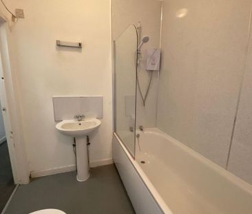 London Road - Photo 4