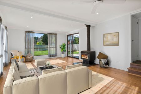 Warm & Inviting Family Home - Photo 5